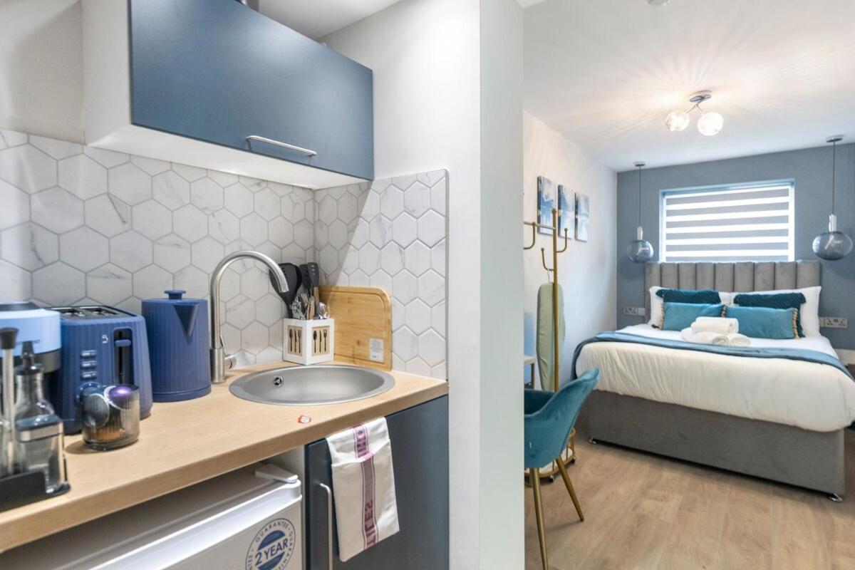 74 Graham Road - Basement * Londres